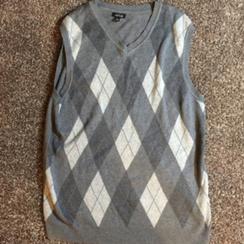 Men's Checkered Sweater Vest